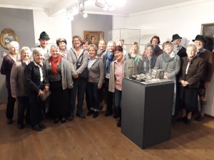 Ausstellung im Heimatmuseum "Kropfketten und Bluatstoa" 15.10.19